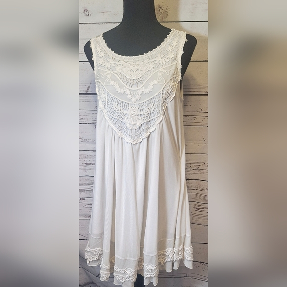 #1570 Altar'd State Boho Ivory   Sundress " The Charlotte Swing Dress Sz. M - Picture 1 of 9